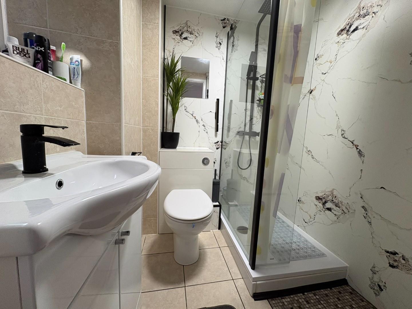 Bathroom.JPEG